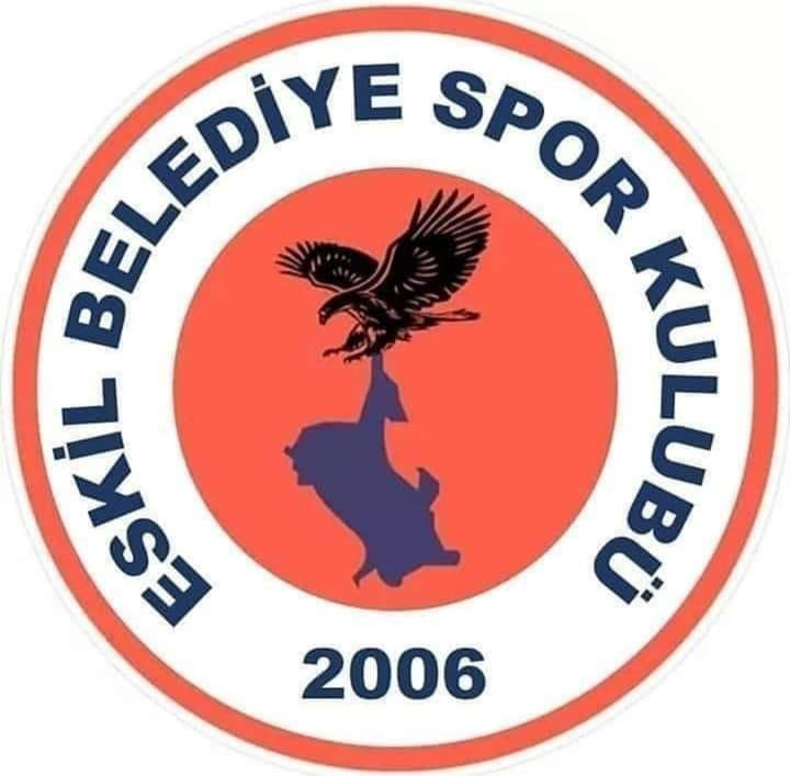 Eskil Belediyespor'da 17 transfer