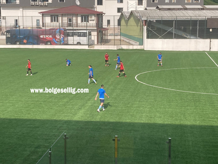 Rize Özel İdarespor 3.lig takımlarından Ofspor ile karşılaştı