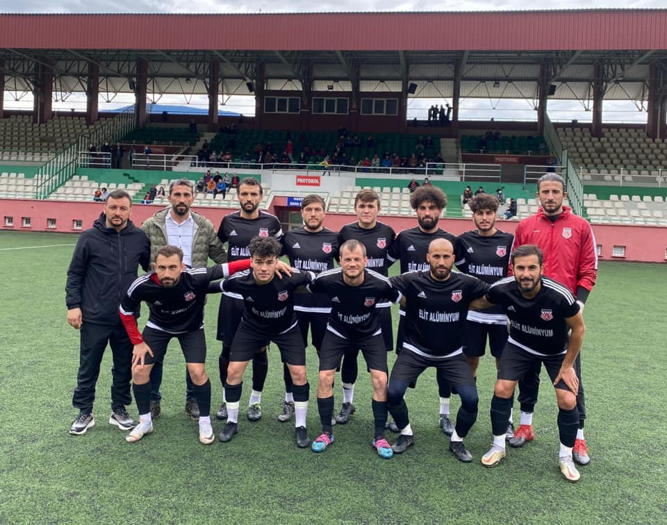 Artvin Çoruhspor Pazar Derebaşıspor ile karşılaştı